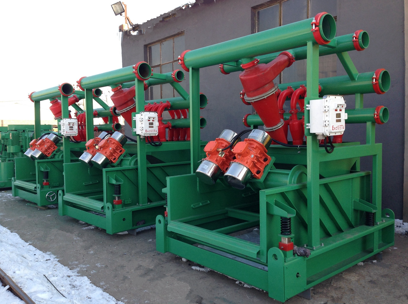 Mud Cleaners And Sand Pump Shipped To Russian Drilling Site  